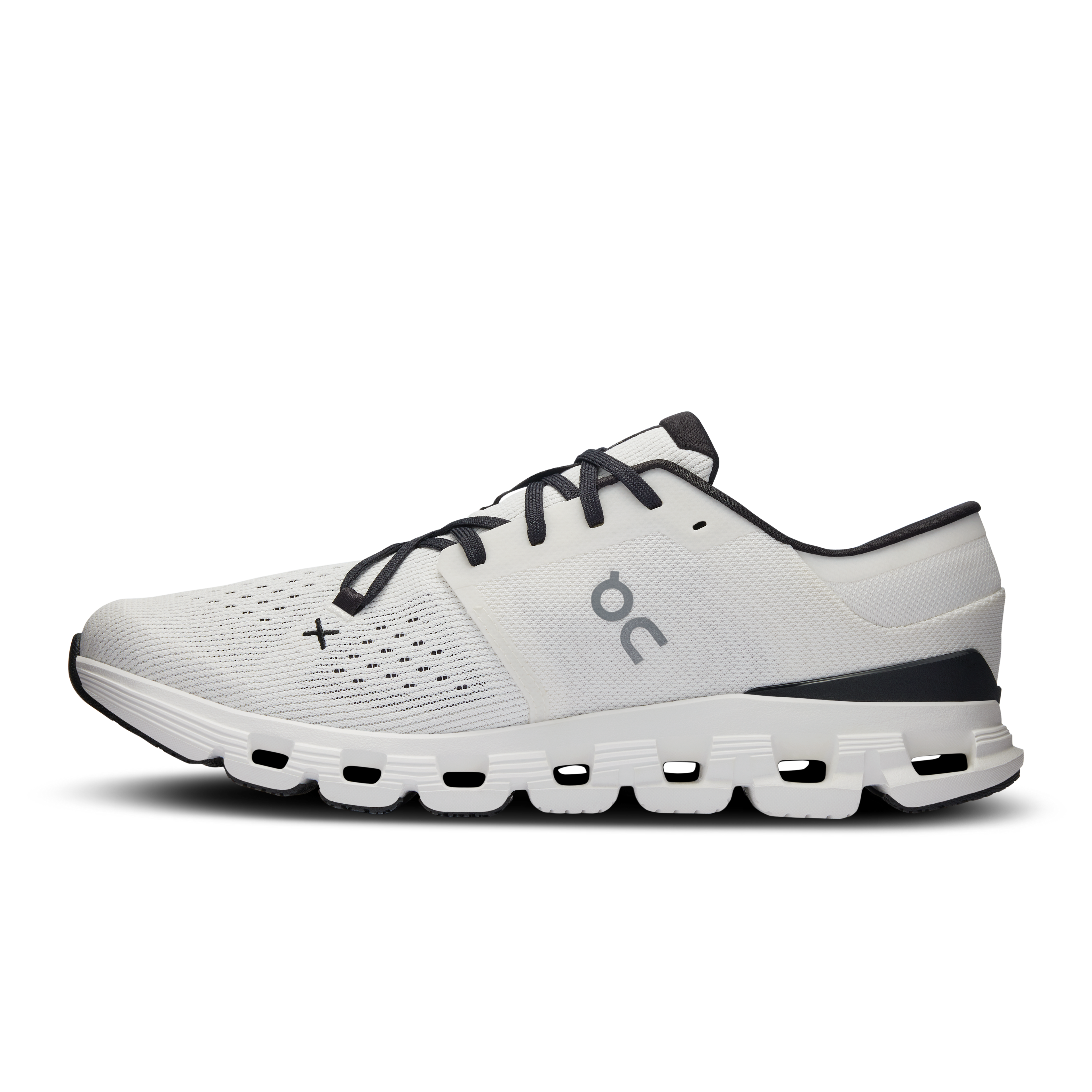 Cloud X 4 M Ivory | Black