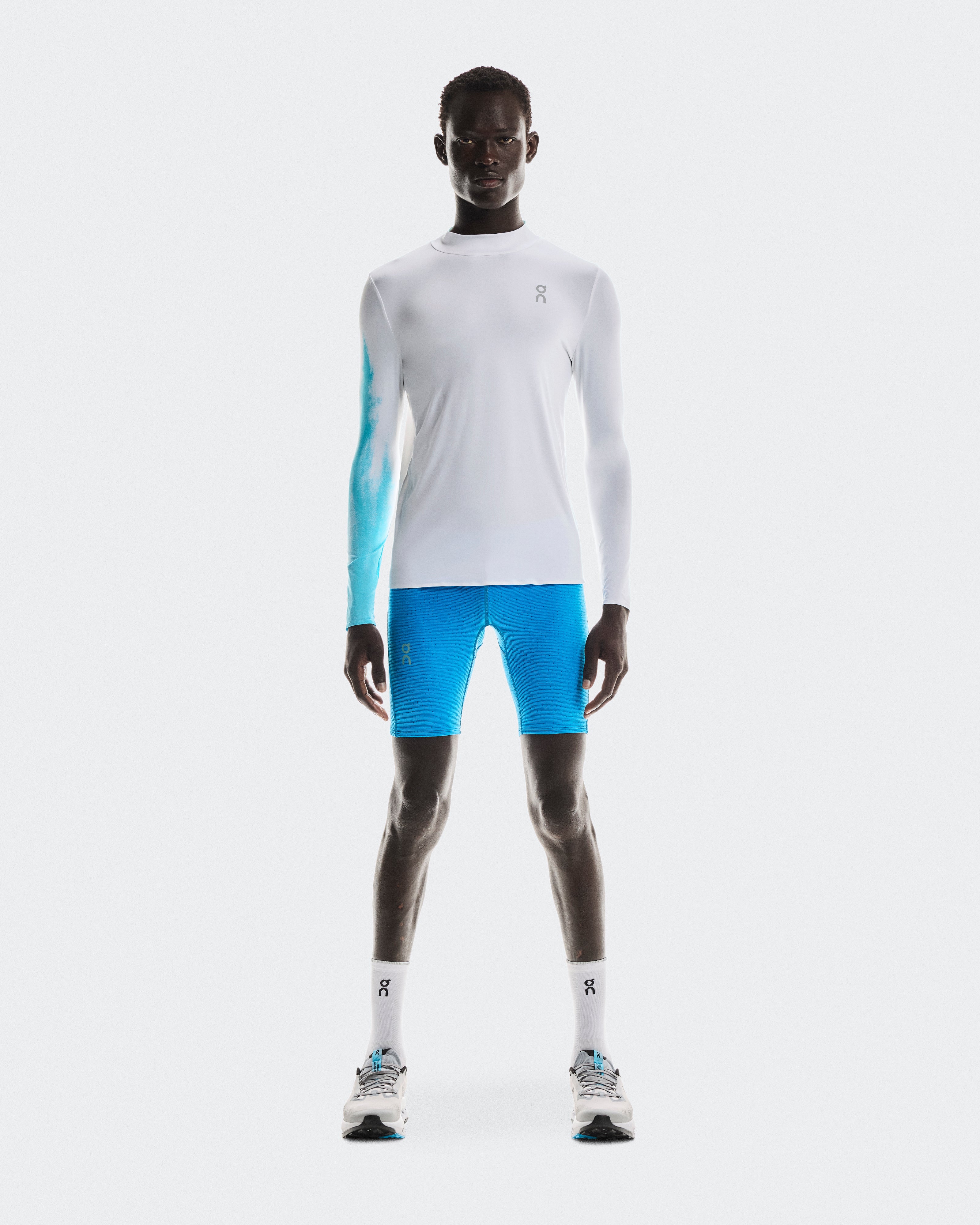 Pace Long-T M White | Horizon
