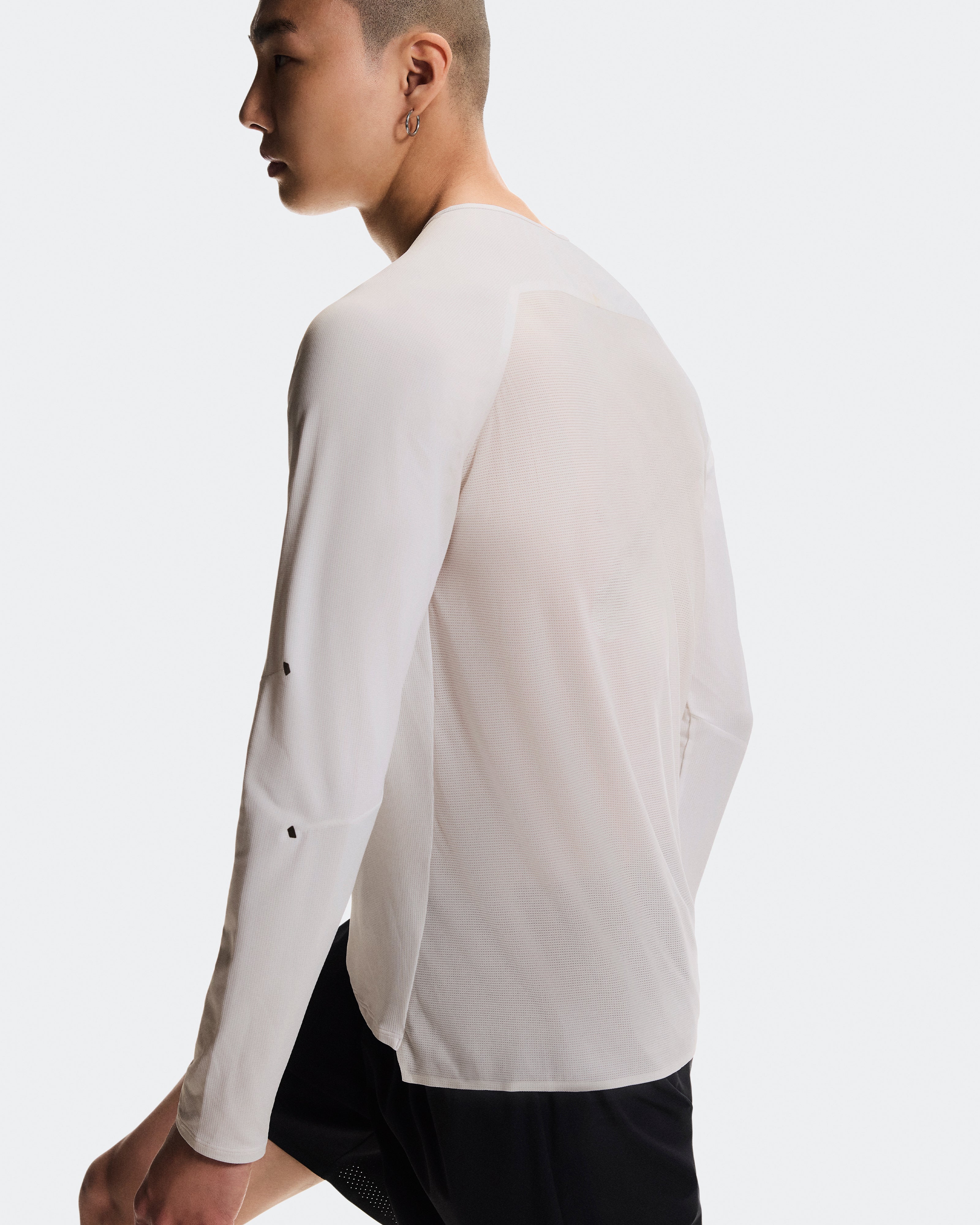 Performance Long-T M Ivory