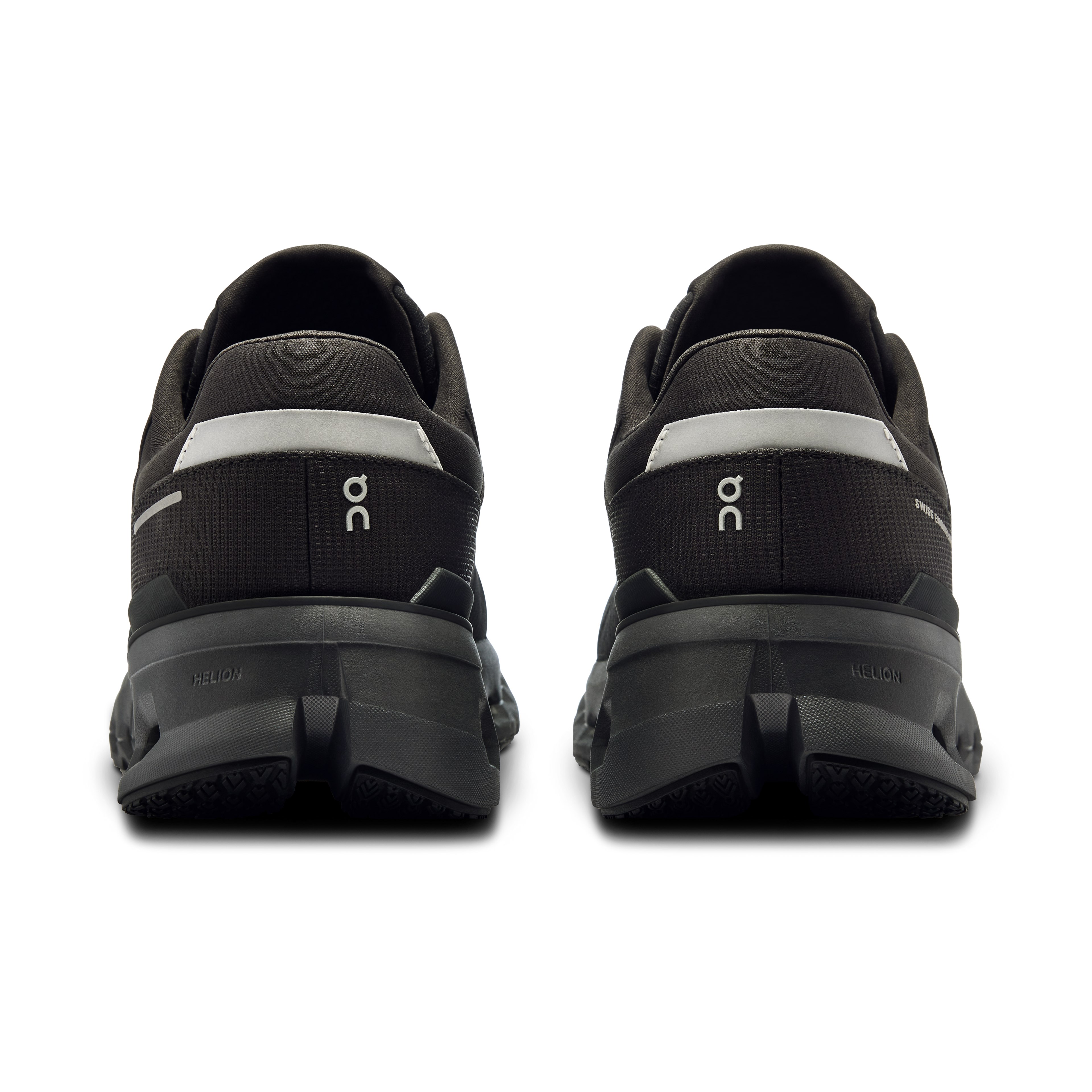 Cloudrunner 2 Waterproof W Magnet | Black