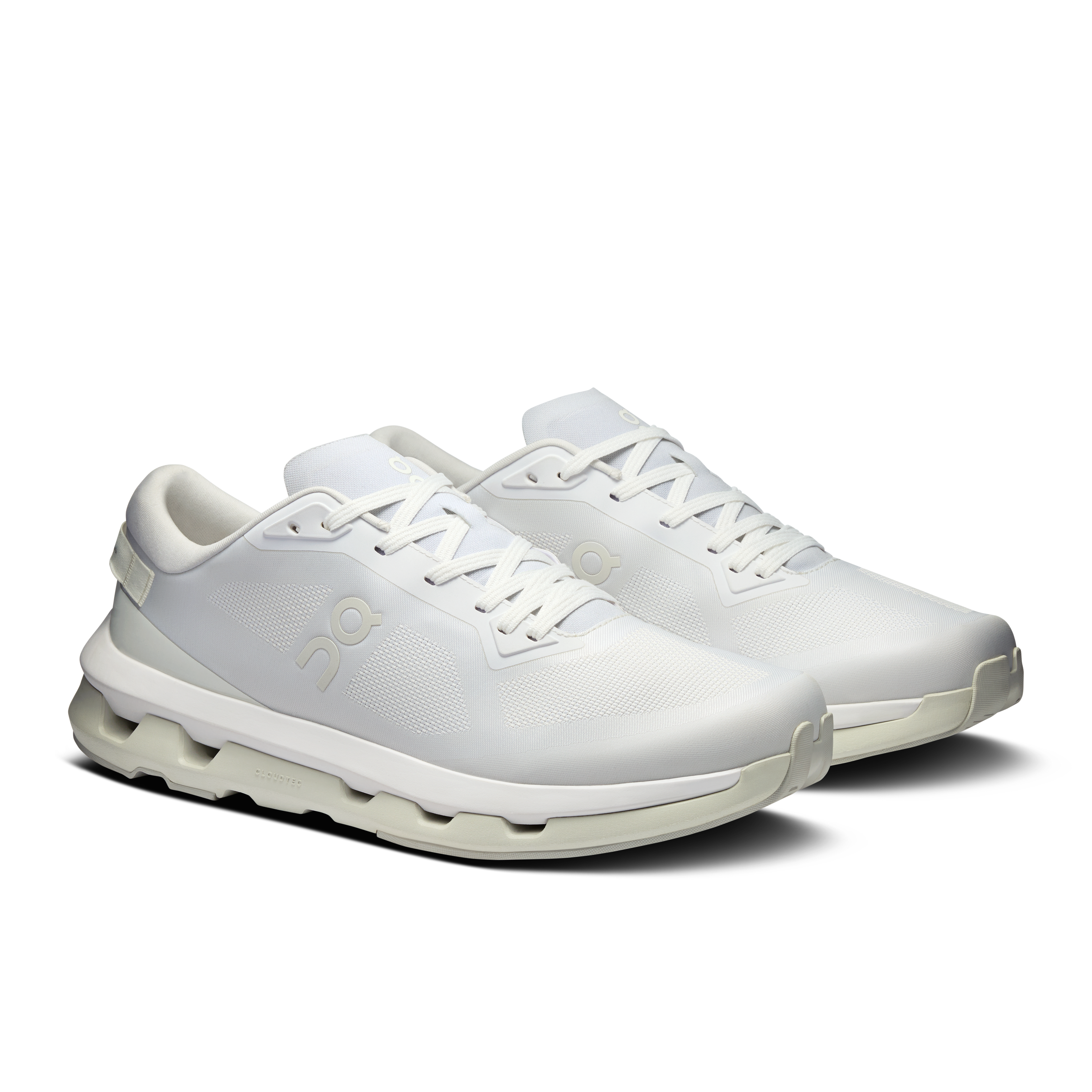 Cloudzone M White | White