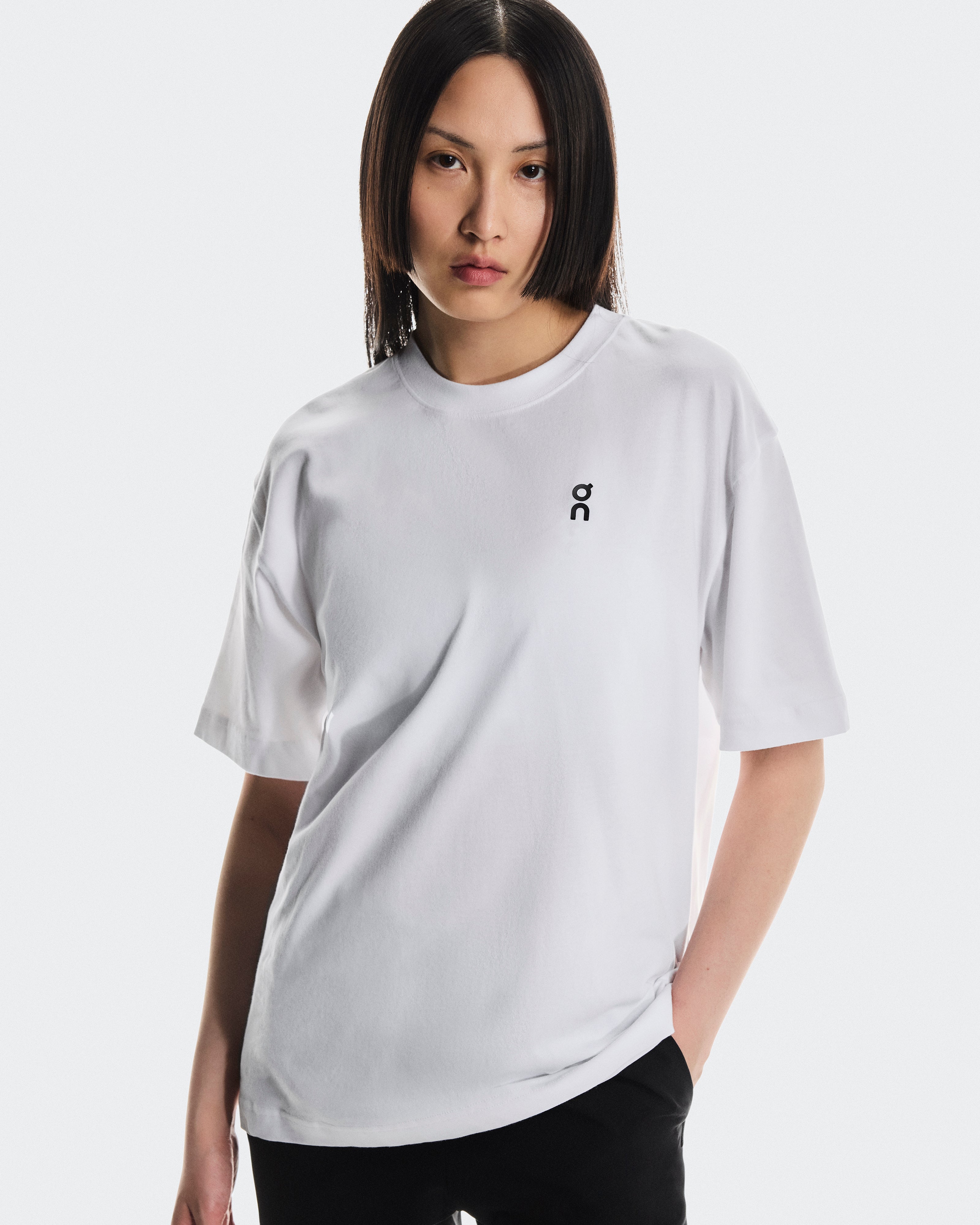Club-T Graphic W White | Blue