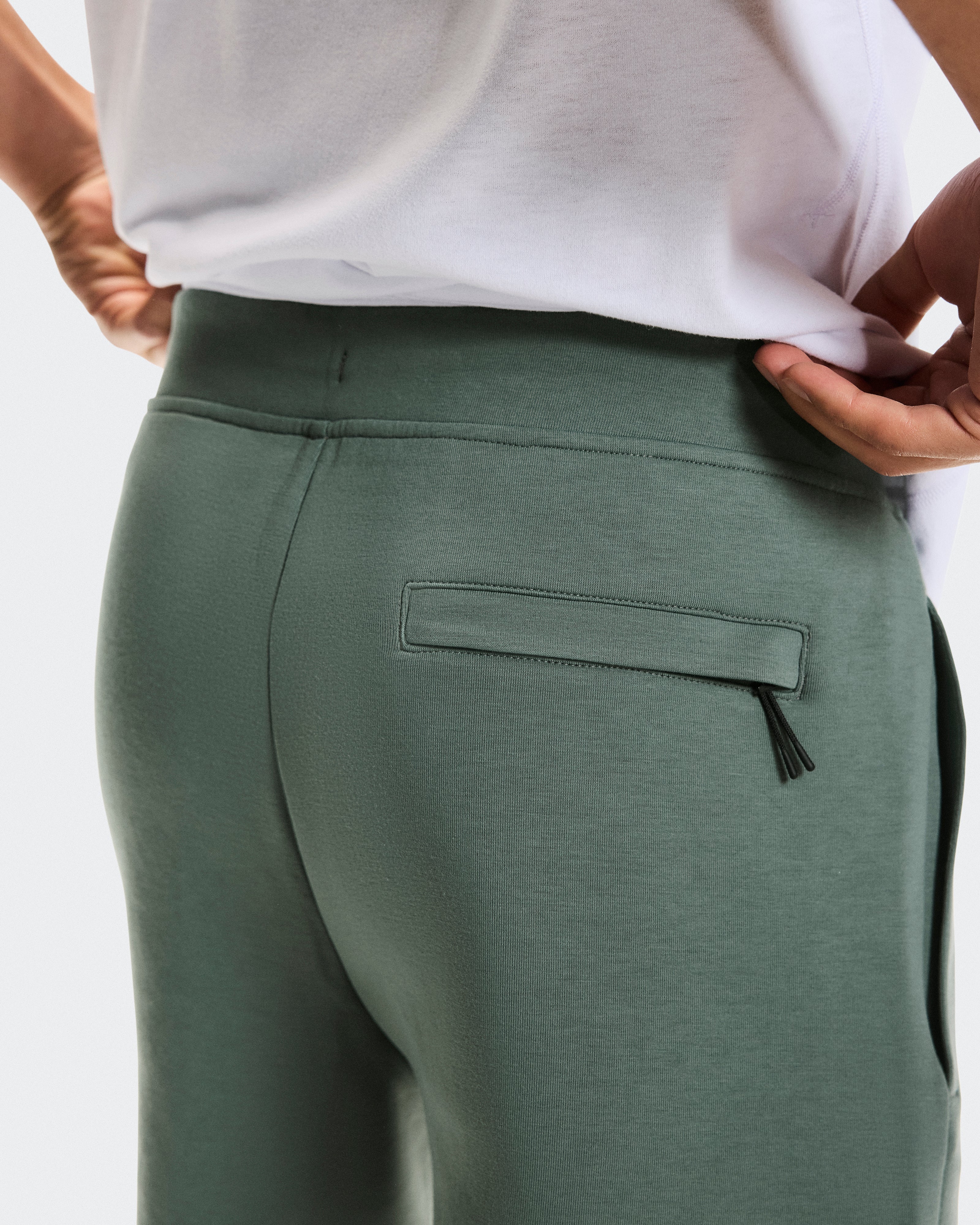 Focus Tech Shorts M Olive