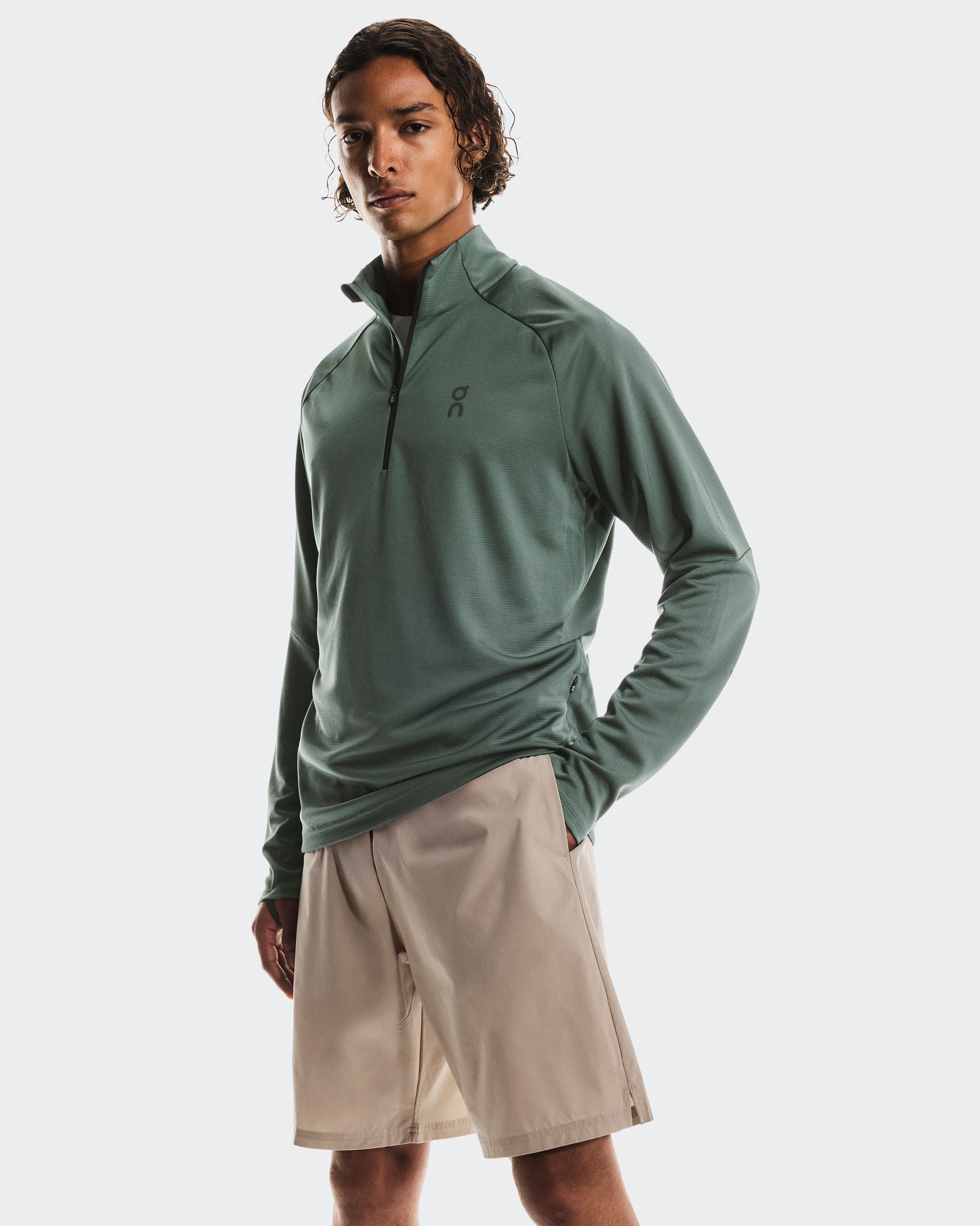 9" Core Shorts M Desert