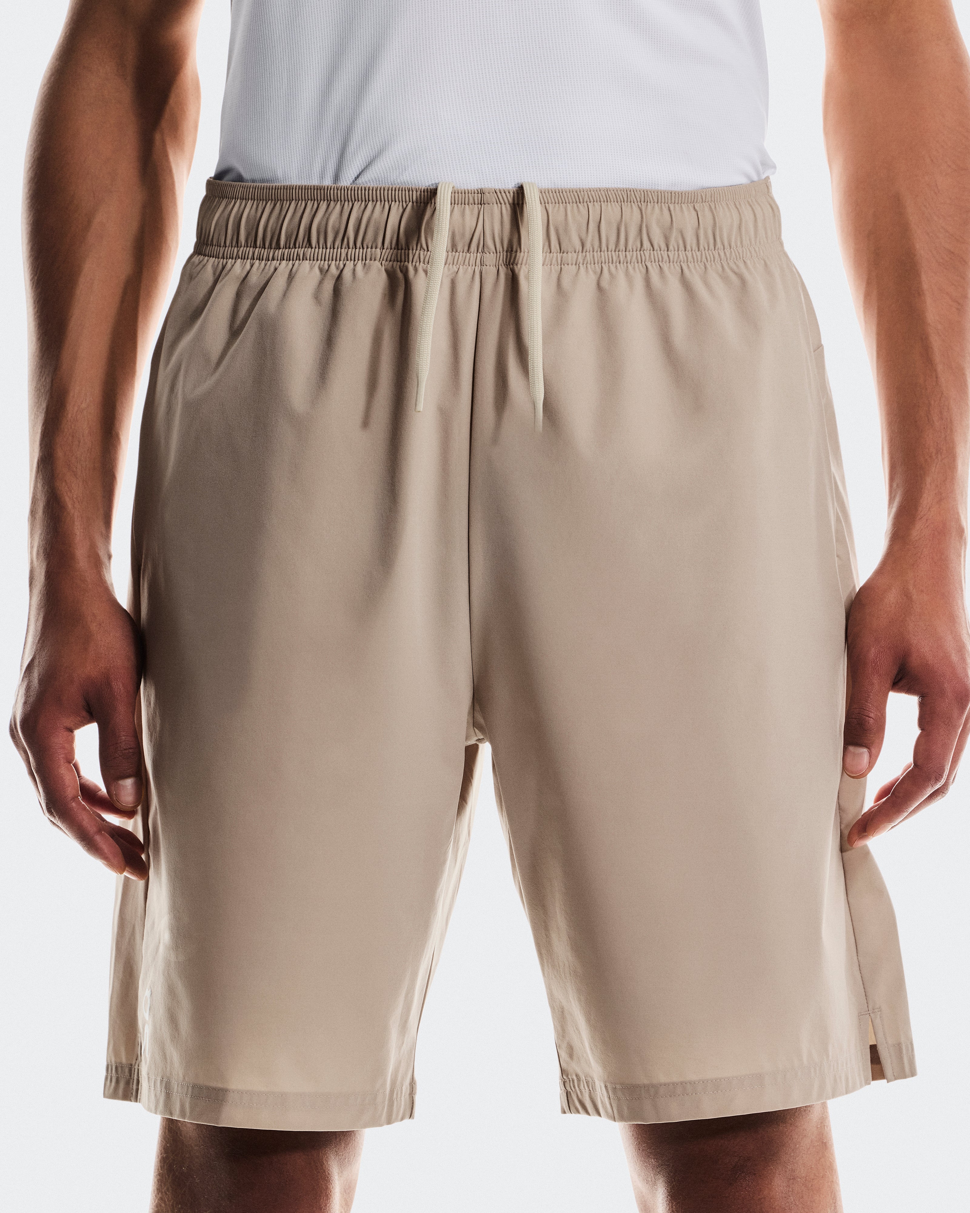 9" Core Shorts M Desert