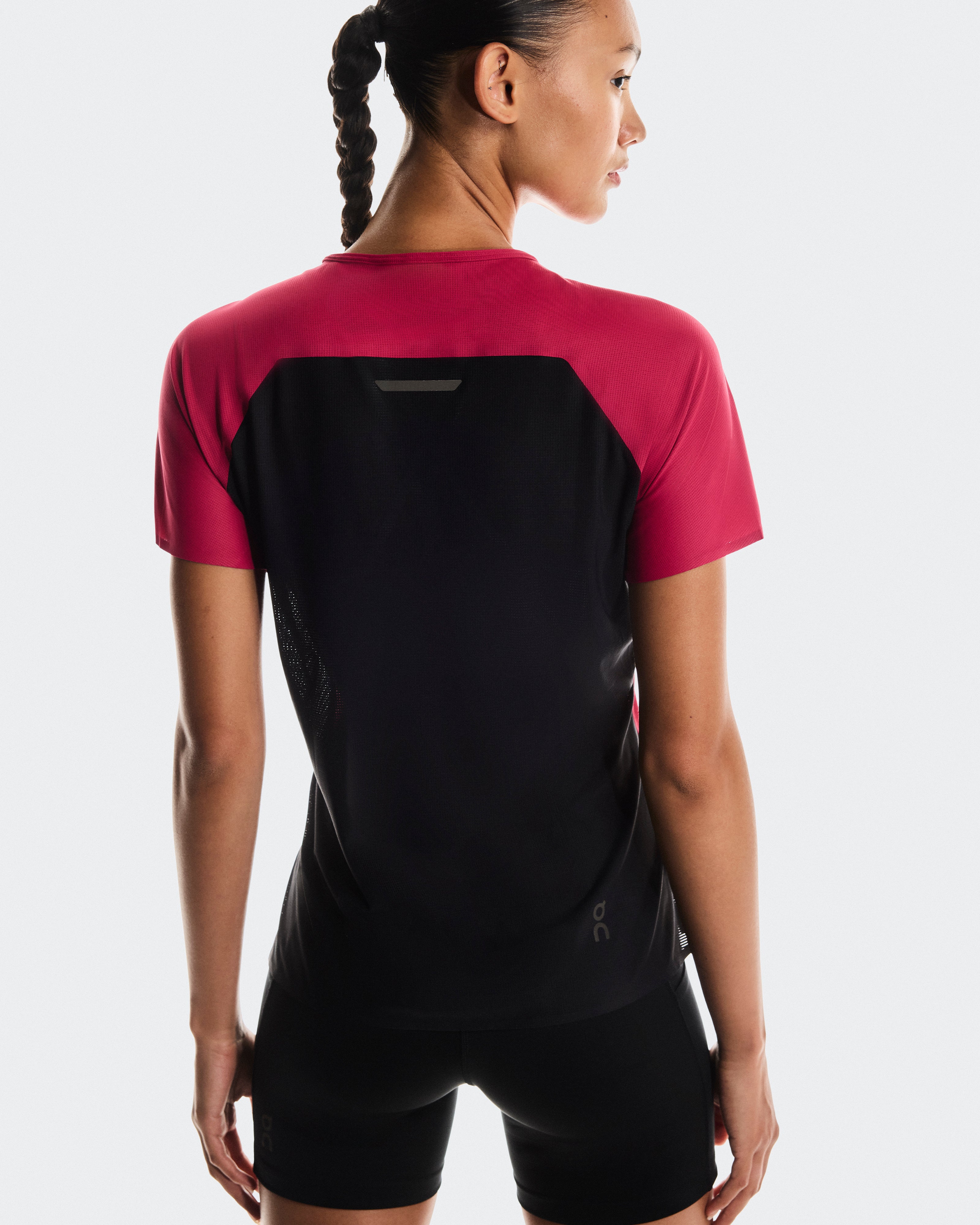 Performance-T W Grenadine | Black