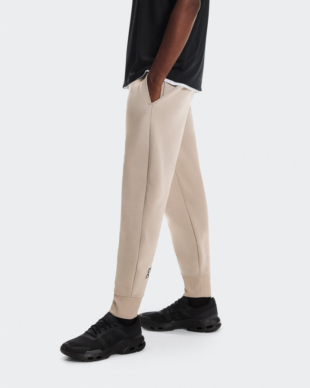 Focus Tech Sweatpants 1 M Desert