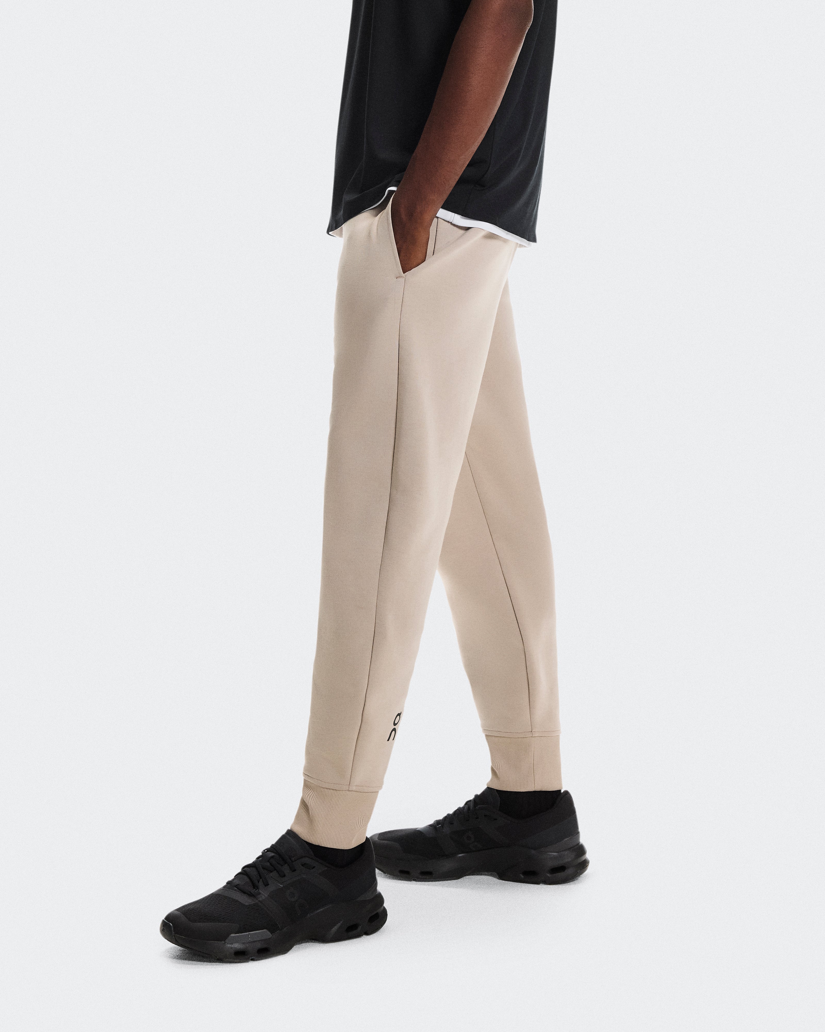 Focus Tech Sweatpants 1 M Desert