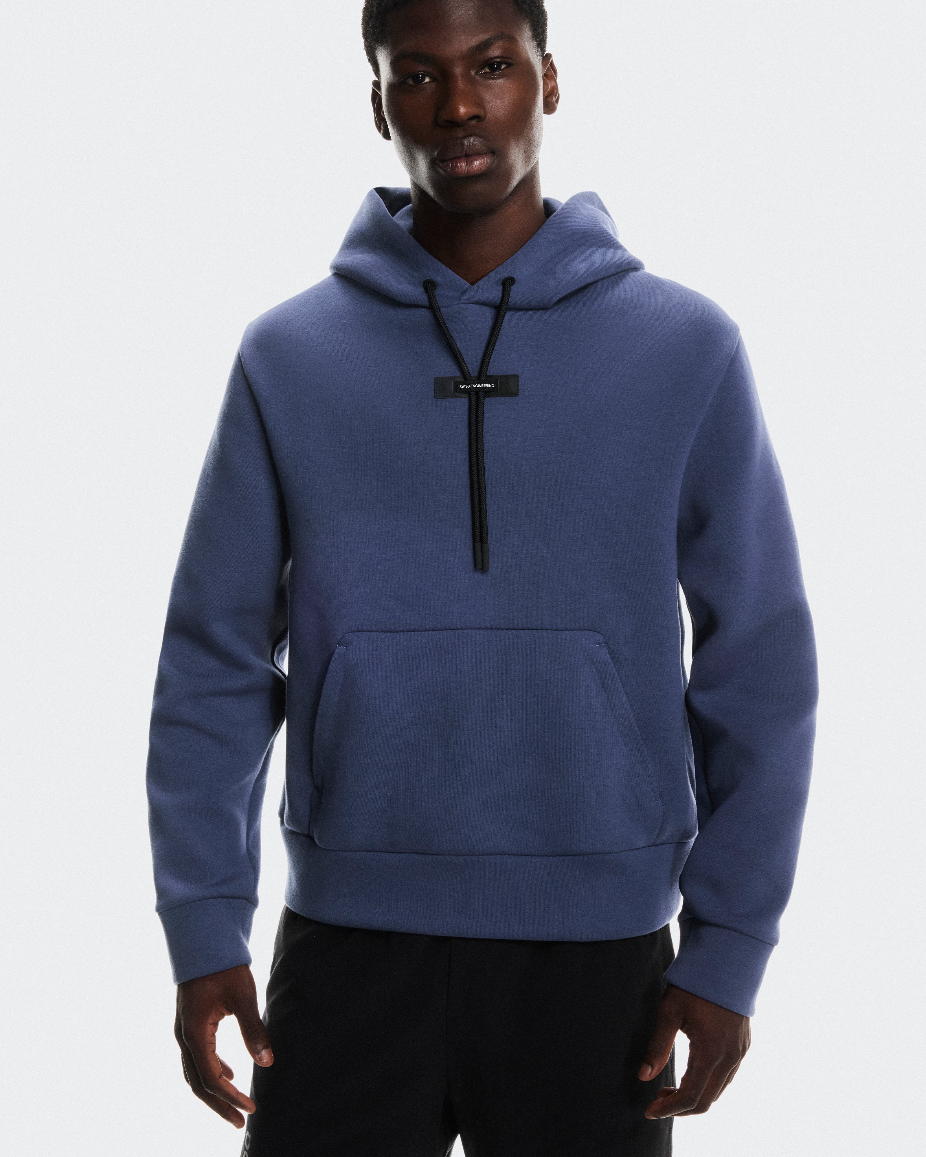 Focus Tech Hoodie M Acai