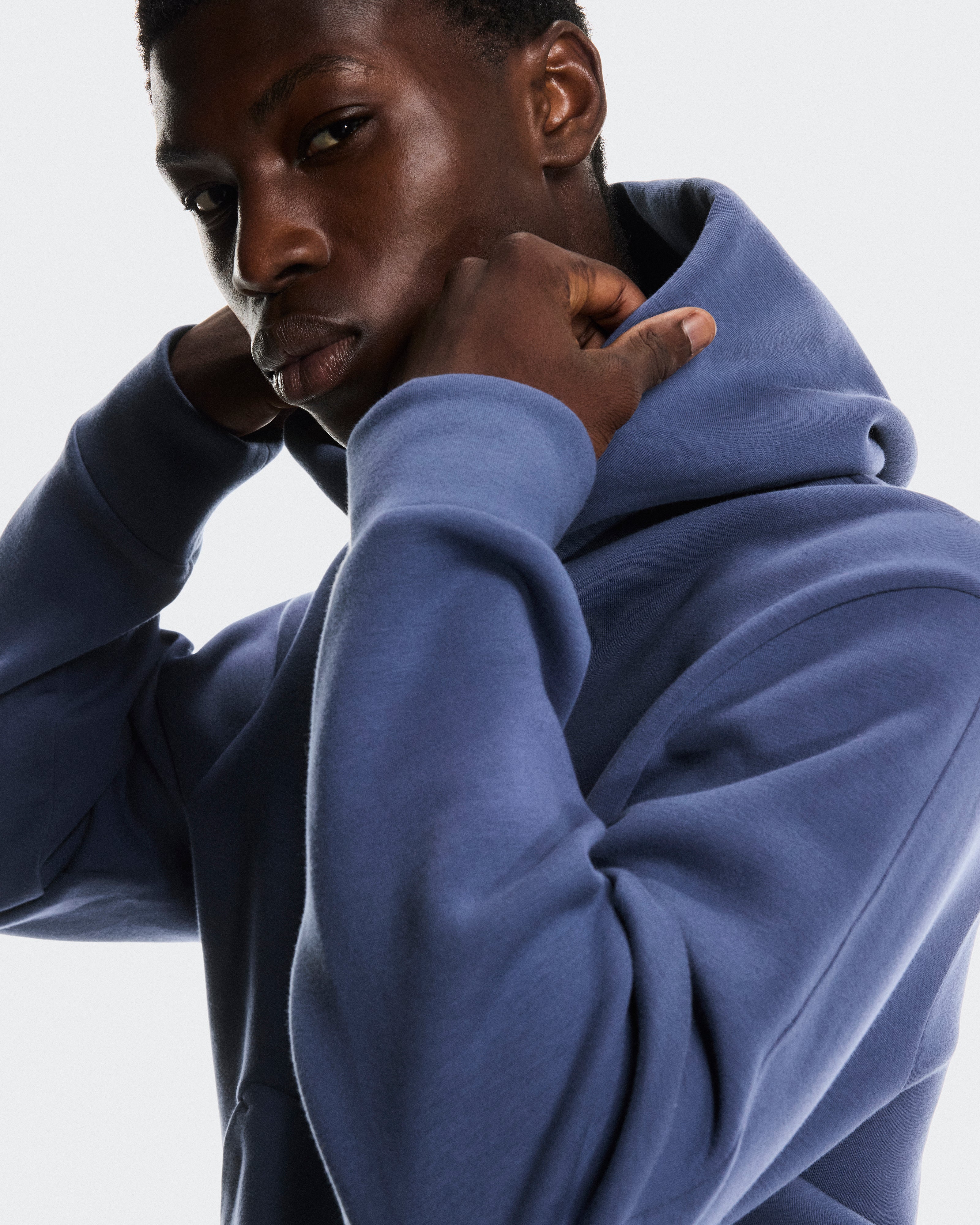 Focus Tech Hoodie M Acai